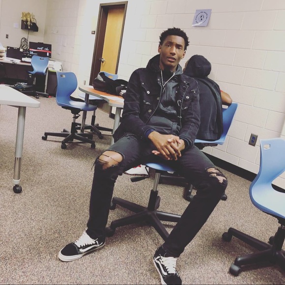 Meet your Posher, Riley - Picture 1 of 1